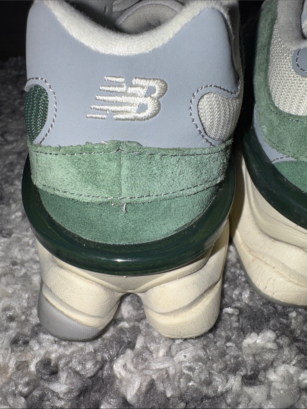 New Balance Green and White 906v1 Sneakers - Picture 6 of 8